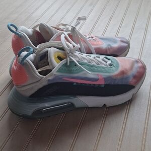 Nike Air Max 2090 Be True Limited Edition  Rainbow Unisex Sneakers (Men’s 7.5)